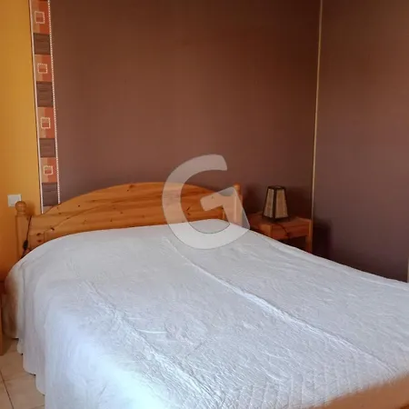 Maison T3 Avec Jardin, Proche Et Commerces, - Fr-1-357-59 Holiday home